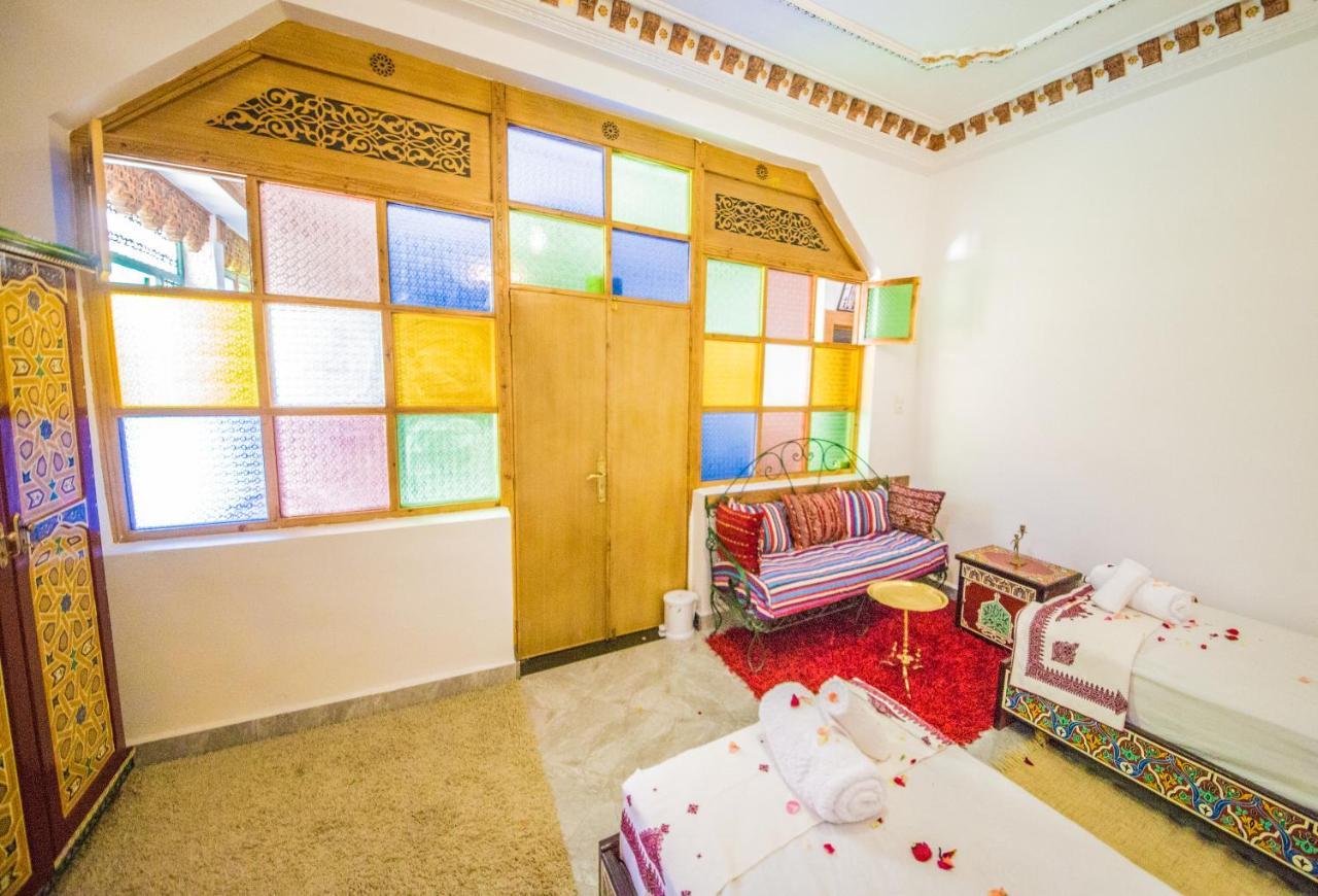 Riad Mahrez Fez Esterno foto
